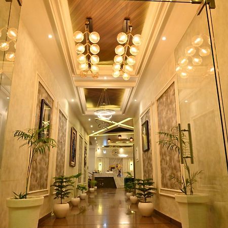 Hotel Elite - 5 Mins From Golden Temple 암리차르 외부 사진